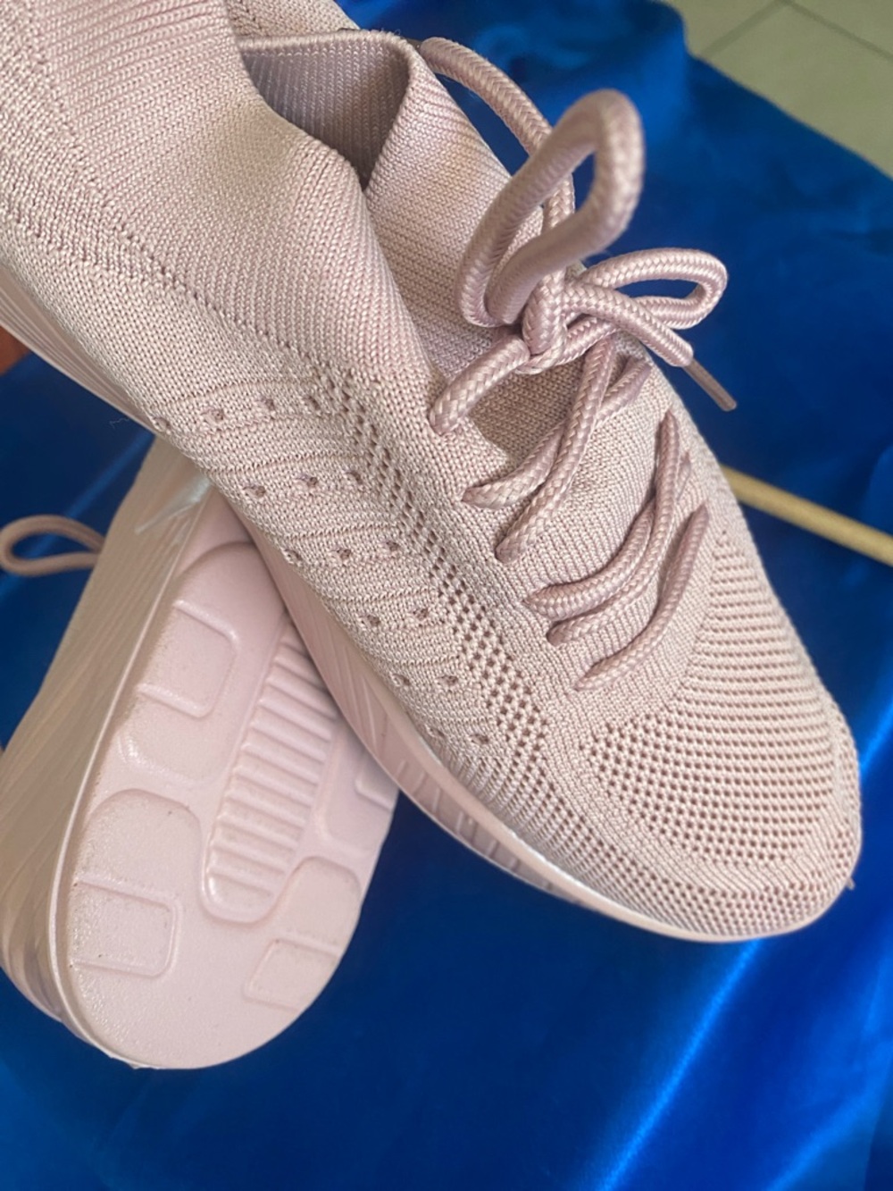 Women's Knit Lace-Up Sneakers in Blush Pink
